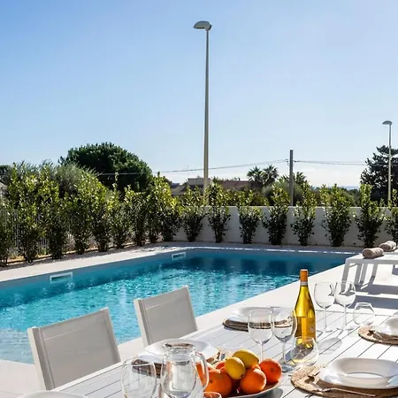 Nerissa - Isulatravel Villa Pozzallo